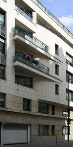 location Appartement T3 DE 74.5m² À PARIS - Photo 3