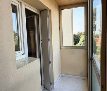 Location Appartement 3 pièces 61m² TOULON 83100 - Photo 6
