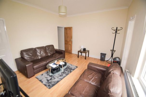 4 bedroom house share to rent - Photo 1