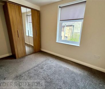 2 bedroom end of terrace house to rent - Photo 3