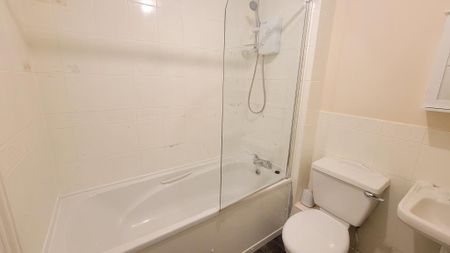 2 bedroom terraced house to rent - Photo 5