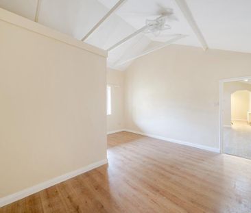 2 bedroom bungalow to rent - Photo 3