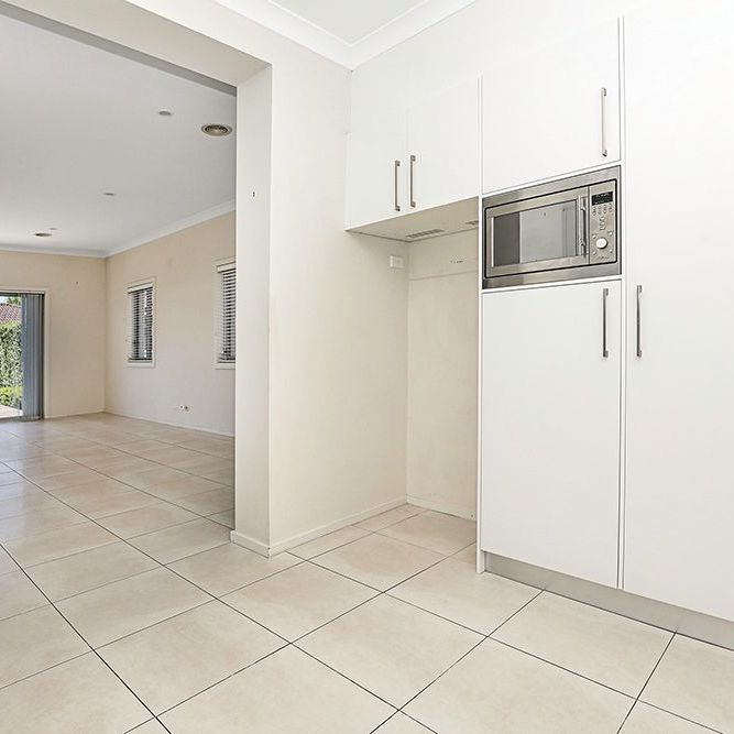 5 Elder St,Braddon - Photo 1