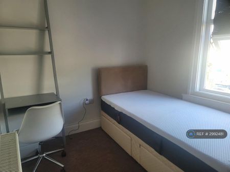 5 bedroom terraced house to rent - Photo 5
