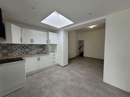 Location Maison 3 pièces 83m² ANZIN 59410 - Photo 5