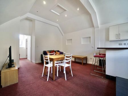 The School House Ambrose Street - Photo 2