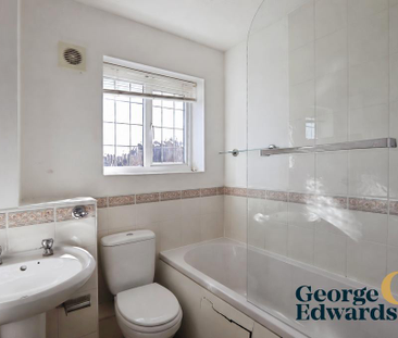 3 bedroom end of terrace house to rent - Photo 6