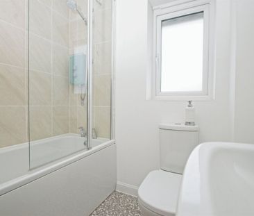 Crompton Way, Ogmore-by-Sea, BRIDGEND - Photo 2