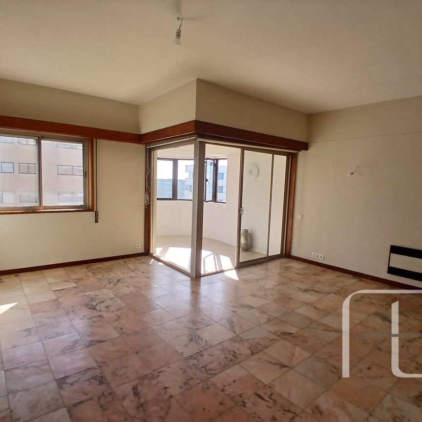 Apartamento T4 em Porto - Photo 1