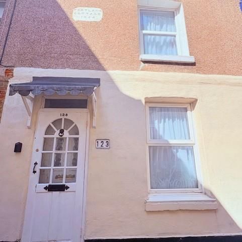 1 bedroom cottage to rent - Photo 1