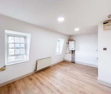 1 Bed Flat, Camden Road, NW1 - Photo 2