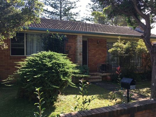 Coastal Character Meets Convenience - 3Ã?Æ'¢€'Bedroom Home in Shelly Beach Area - Photo 1