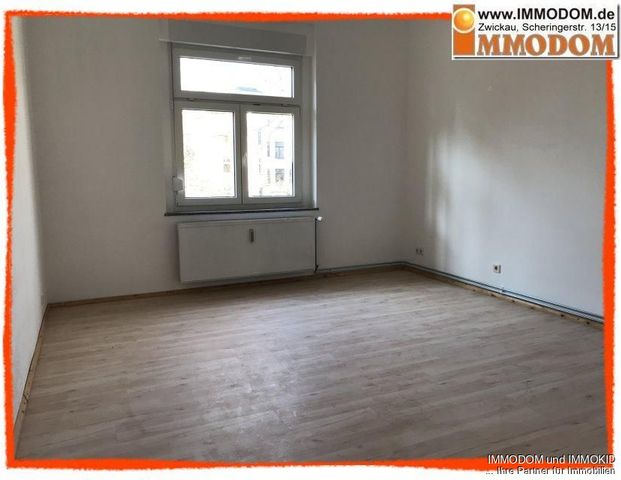 5-Zimmer-Wohnung mit BALKON, EINBAUKÜCHE und WALLBOX in der Zwickauer Nordvorstadt zu vermieten! - Foto 1