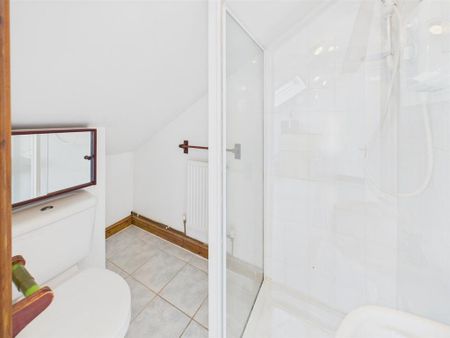 5 bedroom semi-detached house to rent - Photo 5