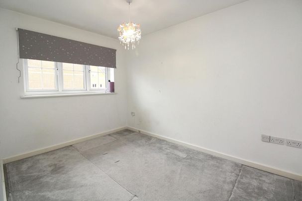 3 bedroom end of terrace house to rent - Photo 1