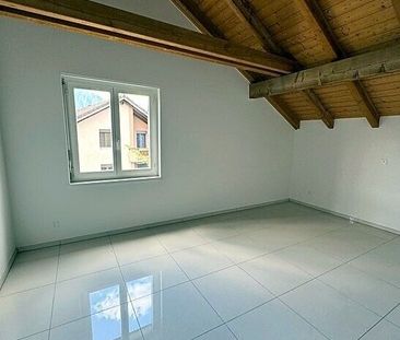 Stilvolle Dachwohnung mit Charme - Foto 1