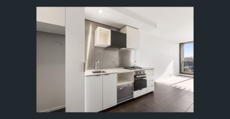 ONE BEDROOM APARTMENT IN GREAT LOCATION - Photo 4