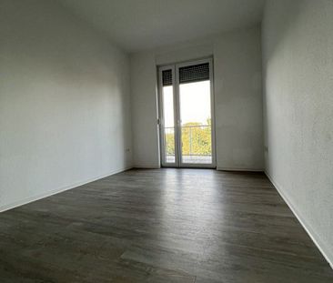 Moderne 4-Zi.-Whg. mit großzügigem Balkon und Tageslichtbad - Photo 2