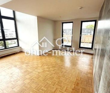 Exklusive Penthouse-Wohnung mit großer Terrasse & hochwertiger neue... - Photo 1