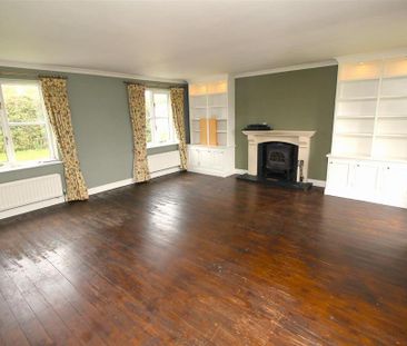 4 bedroom detached house to rent - Photo 1