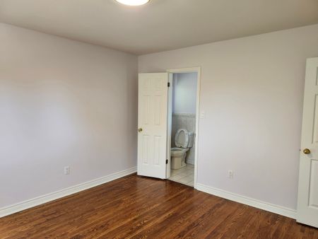 For Lease - 49 Chartland Boulevard, Toronto, Ontario - Photo 3