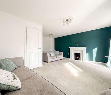 Hill Rise, Washington Village, Washington, Tyne & Wear, NE38 - Photo 1