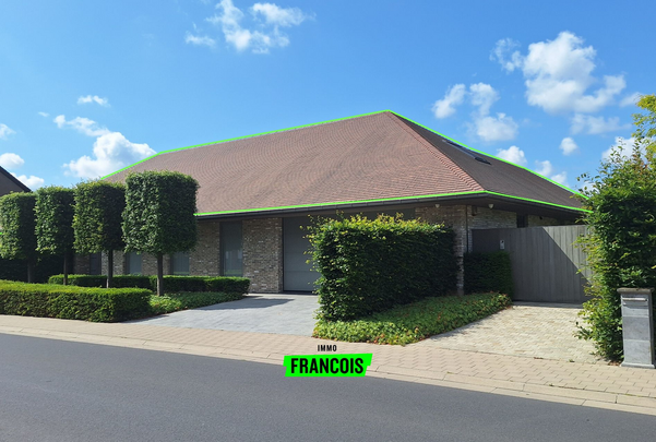 Instapklaar, lichtrijk en energiezuinig appartement in het centrum van Poperinge (EPC-label B). - Foto 1