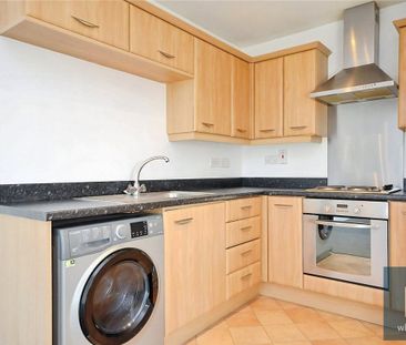 Calder View, Lower Hopton, Mirfield, WF14 - Photo 4