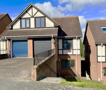 4 bedroom semi-detached house to rent - Photo 4