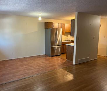 Pet Friendly 2 Bedroom Unit in Clearview Meadows! - Photo 6