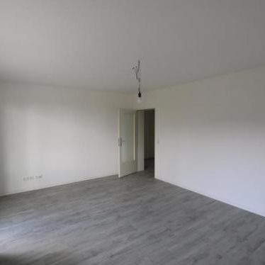 schöne 3-Zimmer-Wohnung für die Familie - nur mit Wohnberechtigungsschein (WBS) für 3 - 4 Personen (Wohnungen Duisburg) - Photo 1