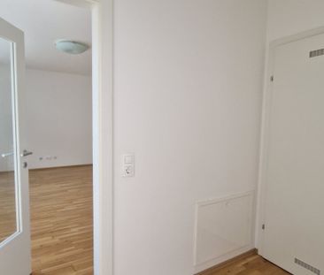 Entzückende 2-Zi-Wohnung mit Balkon im Zentrum - Foto 3