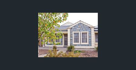 BEAUTIFUL TWO BEDROOM IN GREAT LOCATION - Photo 5