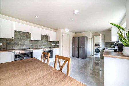 Croyland Drive, Elstow, Bedford, Bedfordshire, MK42 - Photo 3