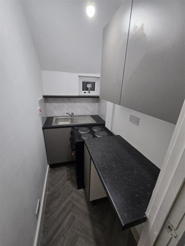 1 bedroom flat to rent - Photo 3