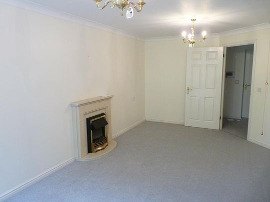 1 bedroom retirement property to rent - Photo 1