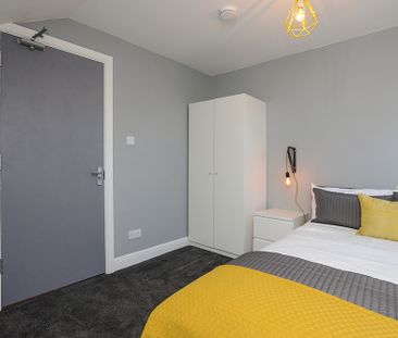 6 Bed Semi-Detached House, Greenfield Street, NG7 - Photo 4