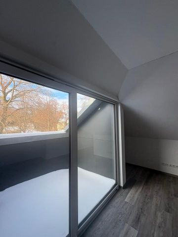 Großzügige 3 Raum Wohnung mit Balkon in schöner Lage von Auerbach - Foto 4