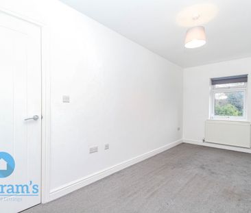 3 bed Town House for Rent - Photo 3