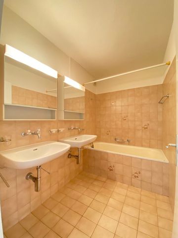 Moderne et spacieux : appartement de 4,5 pièces à Zurich avec balcon et salle de bain privée - Photo 5