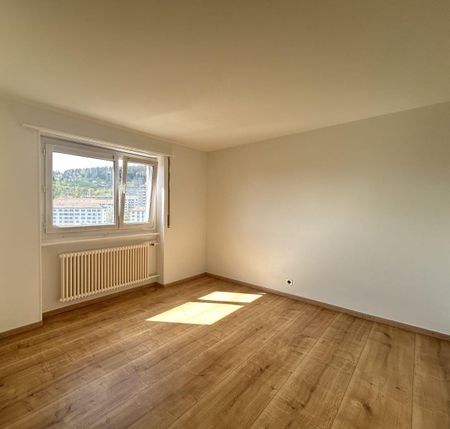Appartement de 4.0 pièces avec balcon et vue dégagée - Foto 5