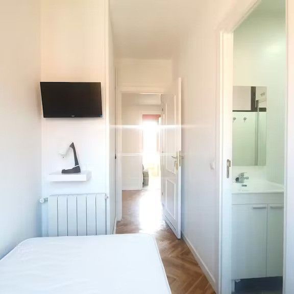 Calle Herencia, Madrid, Community of Madrid 28037 - Photo 1