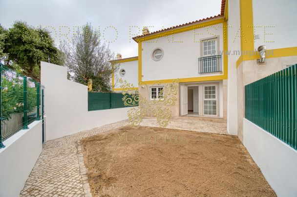 RENT: 3 bedroom house with garden in private condominium in Azeitão - Photo 1