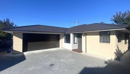 Near New Three-bedroom Home - Photo 4