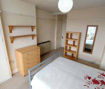 Charlecote Road, Worthing - Photo 4