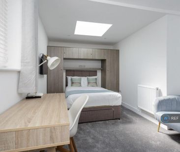 1 bedroom in a house share to rent - Photo 5