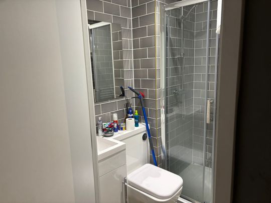 Studio Flat, Corporation Street, B4 - Photo 1