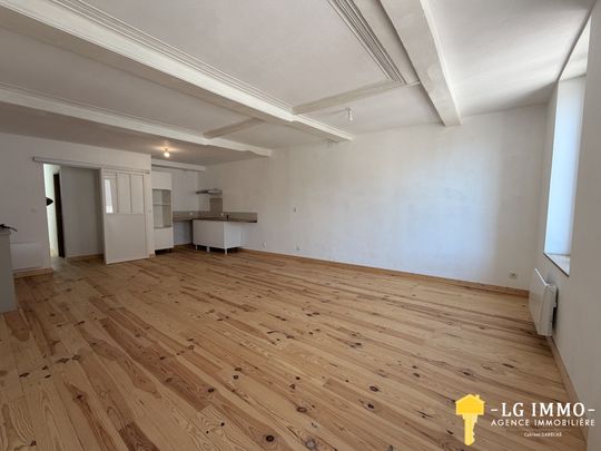 Location Appartement 4 pièces 120m² MIRAMBEAU 17150 - Photo 1