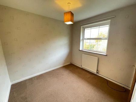 4 bedroom detached house to rent - Photo 4
