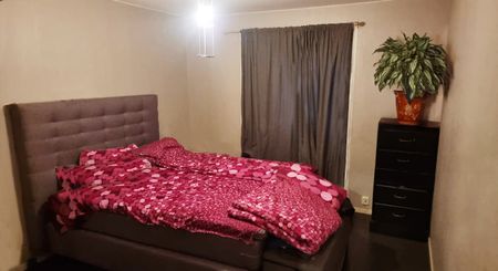 Friherregatan, Hässelby - Photo 3